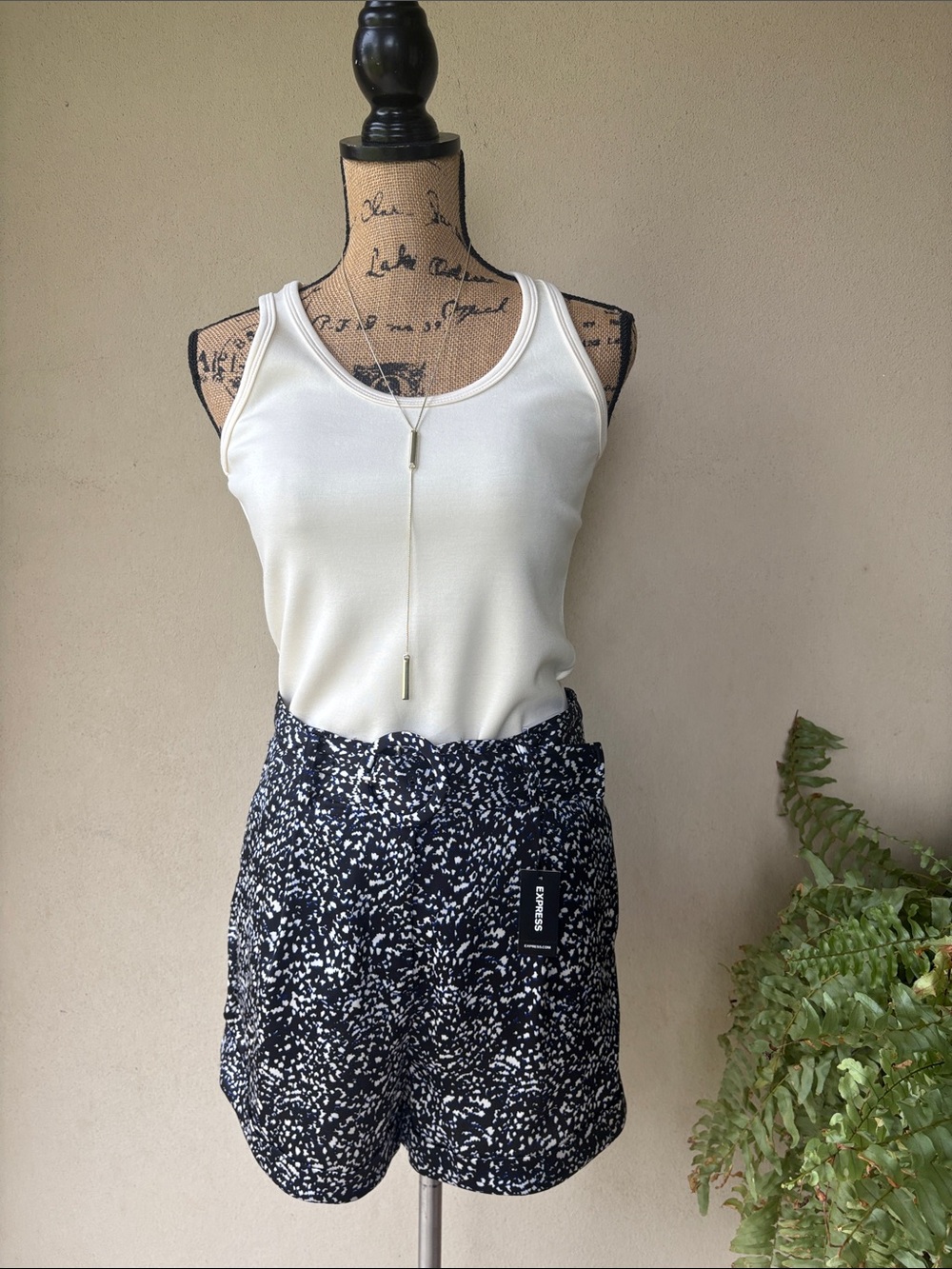 Express Shortie Super High Rise shorts